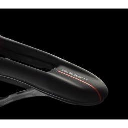 Siodło SELLE ITALIA SLR BOOST KIT CARBONIO SUPERFLOW S (id match - S3) carbon/keramic 7x9, fibra-tek, czarne (DWZ)