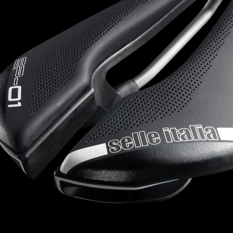 Siodło SELLE ITALIA SP-01 BOOST SUPERFLOW L (id match - L3) TI 316 Tube 7, fibra-tek, 194g czarne (NEW)