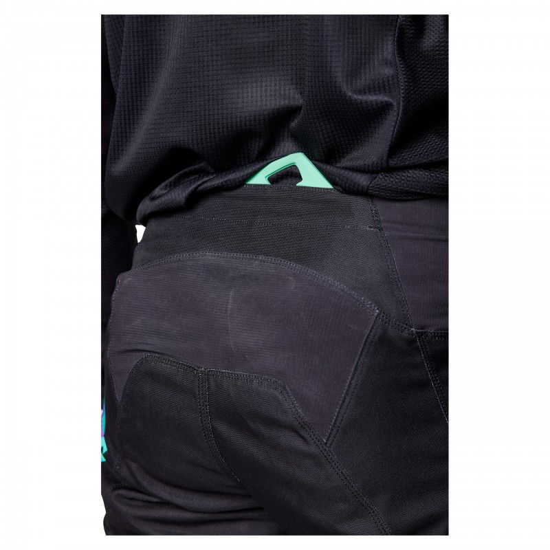 SPODNIE FOX 180 TOXSYK BLACK