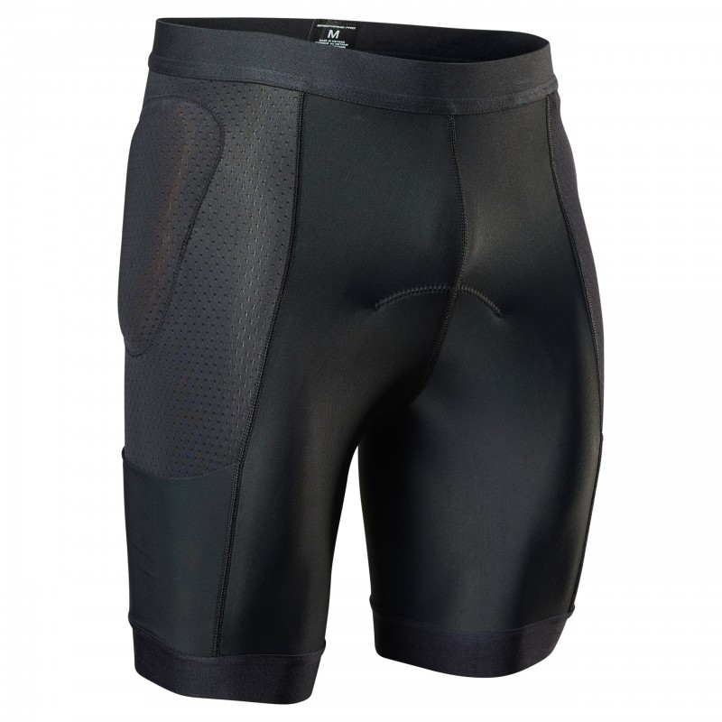 SPODENKI Z OCHRANIACZAMI FOX BASEFRAME PRO BLACK