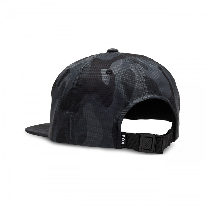 CZAPKA Z DASZKIEM FOX BASE OVER ADJUSTABLE BLACK CAMO