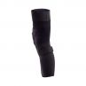 Ochraniacz Kolan Fox Launch Black