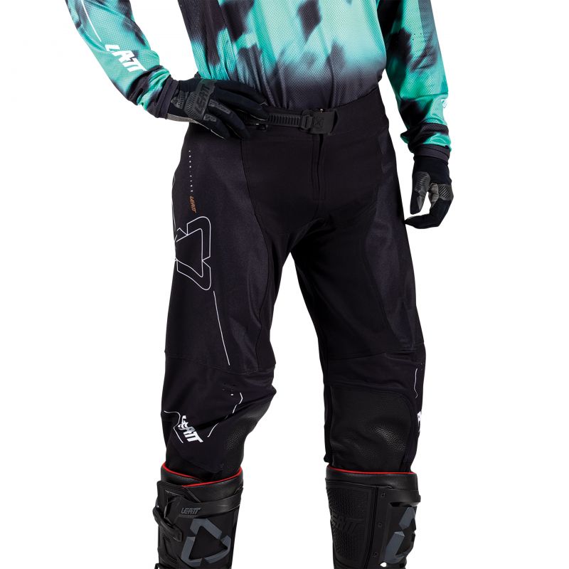 Spodnie Leatt Moto 4.5 Black S/Us30/Eu48