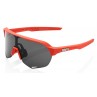 Okulary 100% S2 Soft Tact Coral - Smoke Lens (Szkła Czarne Smoke, przepuszczalność światła 12% + Szkła Przeźroczyste, przepuszcz